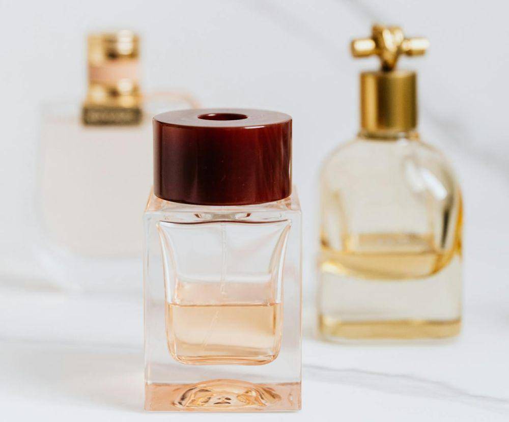 Ilustrasi parfum (www.pexels.com/Photo By: Kaboompics.com)