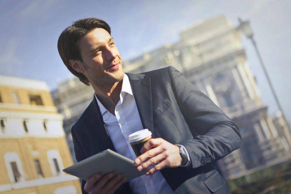 ilustrasi pebisnis (pexels.com/Andrea Piacquadio)