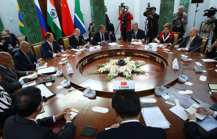 Summit BRICS 2015 (infobrics.org)