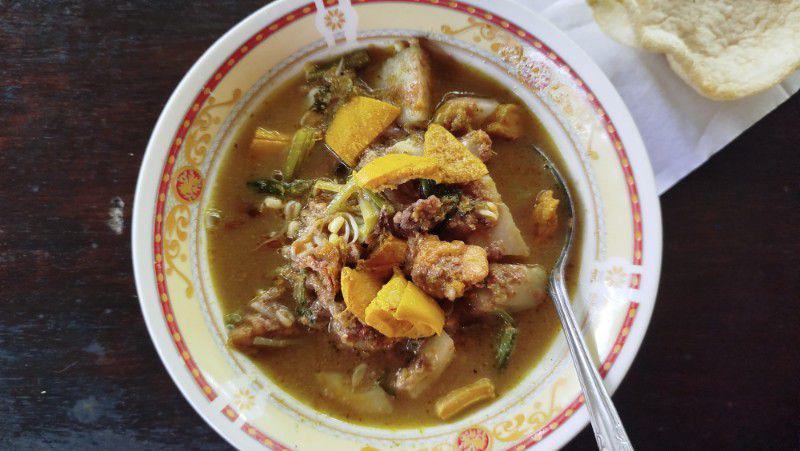 5 Tempat Makan Rujak Soto Banyuwangi, Kuliner Kearifan Lokal
