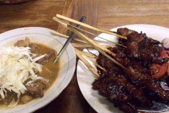 Potret Menu Sate Keroncong Jatinegara