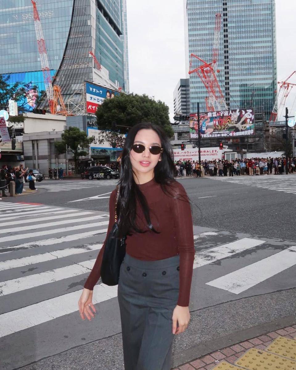 gaya street fashion ala Lyodra Ginting (instagram.com/lyodraofficial)