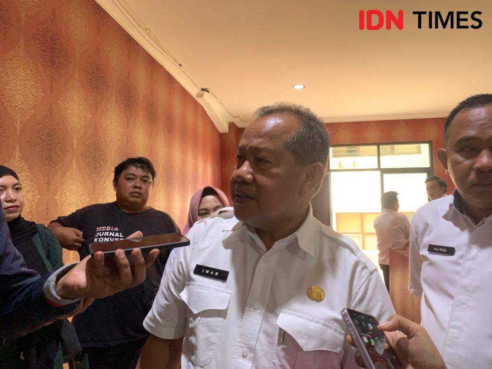 Sekda Kota Bandar Lampung, Iwan Gunawan. (IDN Times/Muhaimin)