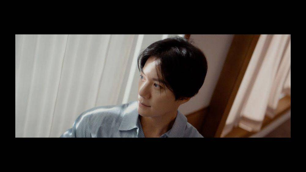 cuplikan MV "Something Special" (youtube.com/SECHSKIES)