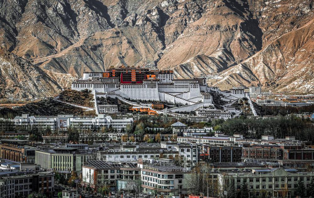 Menlu Sugiono Sampaikan Duka atas Gempa di Tibet