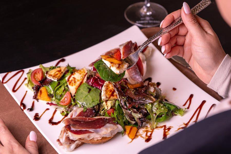 6 Prediksi Tren Diet 2025, Makan Rendah Glikemik Termasuk