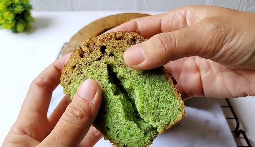 ilustrasi bolu pisang pandan kukus (YouTube.com/PAP COOK)