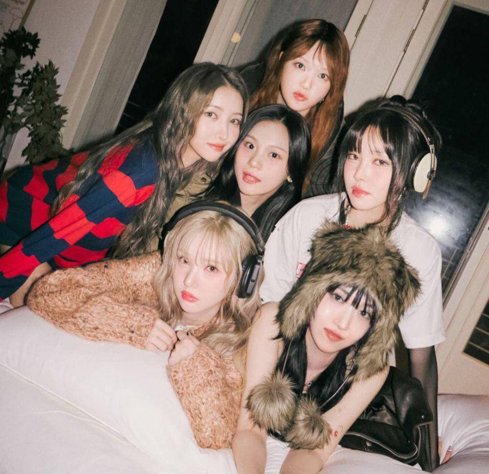 GFRIEND (instagram.com/gfriendofficial)