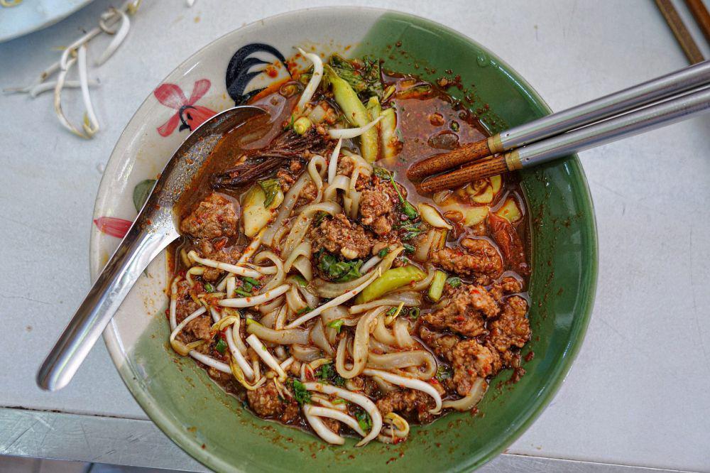 9 Topping Kwetiau Siram yang Memanjakan Lidah, Makin Enak