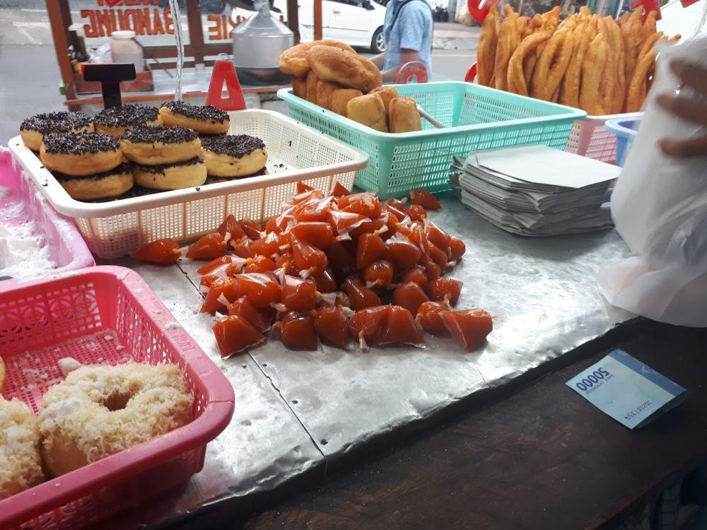 Cakwe Donat AM Sangaji Jogja, Empuk, Jumbo, dan Bikin Kenyang