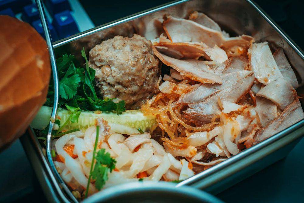 ilustrasi bekal dari rumah (pexels.com/FOX ^.ᆽ.^= ∫)