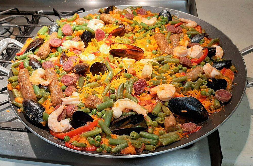 ilustrasi paella