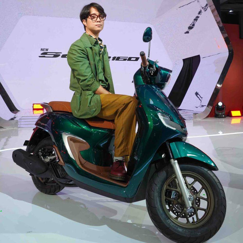 foto motor honda stylo 160 (instagram.com/dikta)