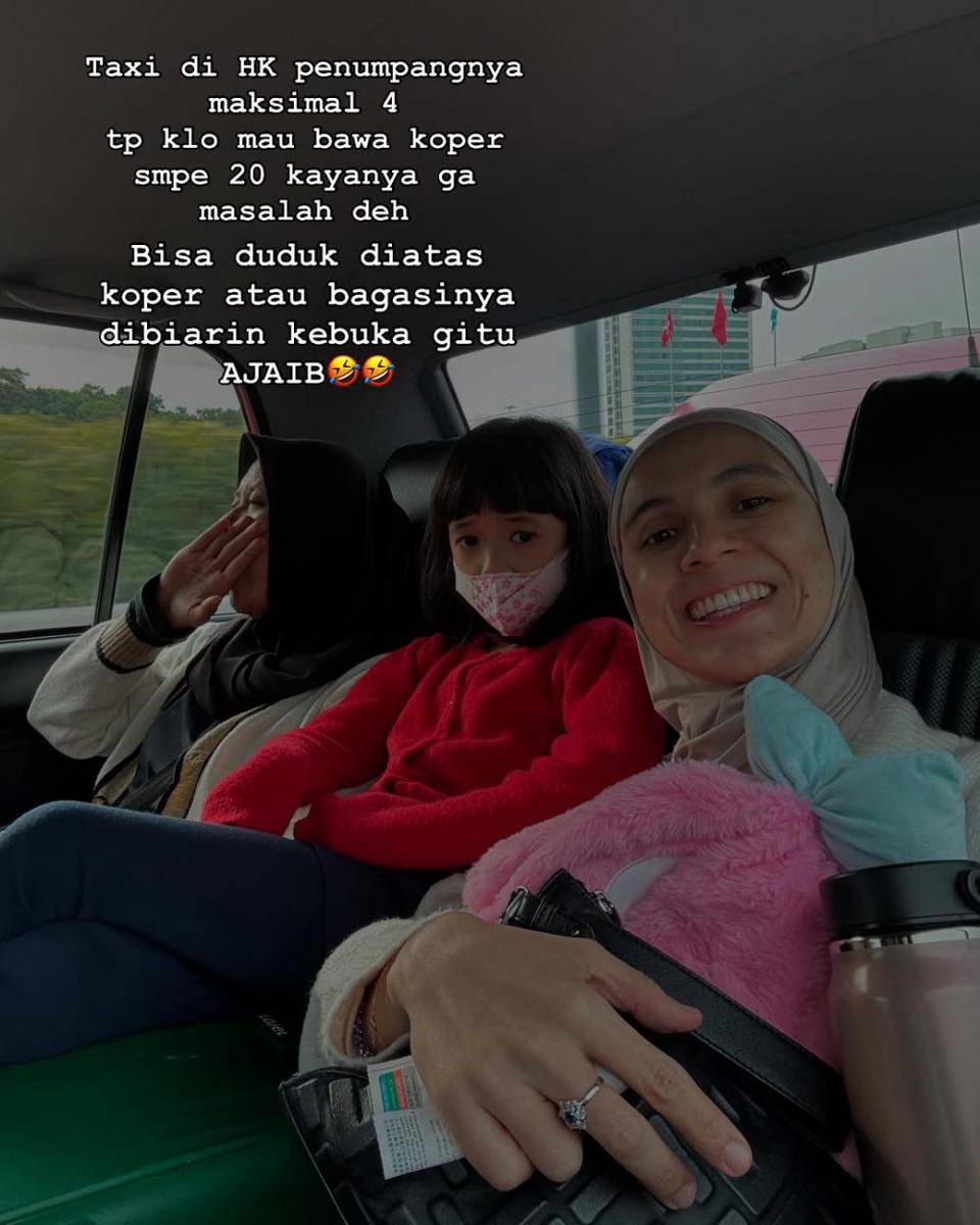 potret Nycta Gina dan asisten (instagram.com/missnyctagina)