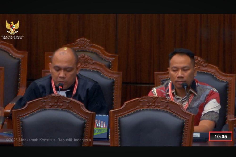 Telat Hadiri Sidang, Vicky Prasetyo Ditegur Ketua MK