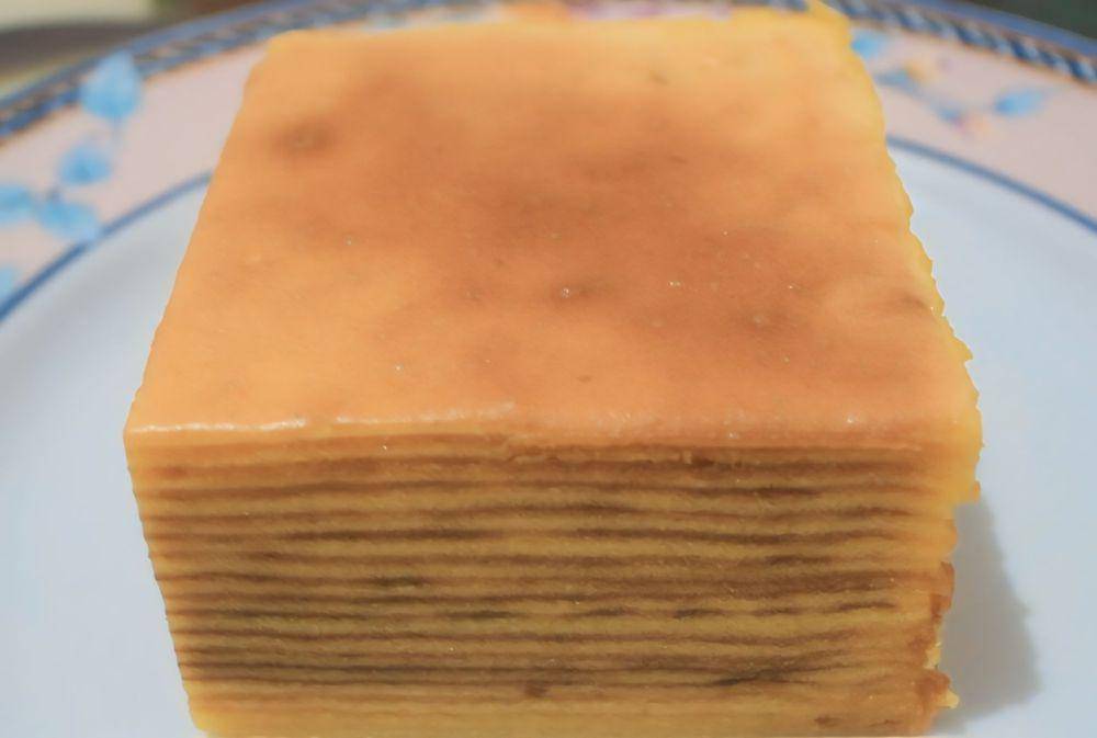 lapis legit (commons.wikimedia.org/ Ariefz)
