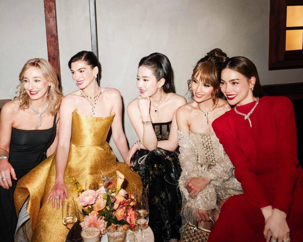potret Cinta Laura bareng Anne Hathaway (instagram.com/claurakiehl)