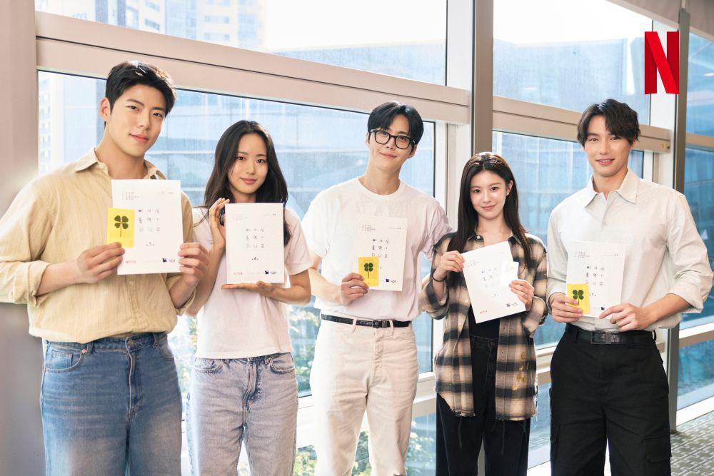 4 Drakor Romance yang Tayang di Netflix 2025, Wajib Ditunggu!