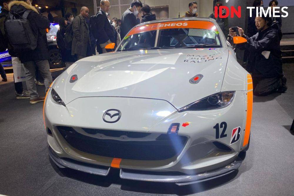 Mazda Spirit Racing memperkenalkan mobil Roadster dan Roadster 12R di Tokyo Auto Salon 2025 (IDN Times/Ilyas Mujib)