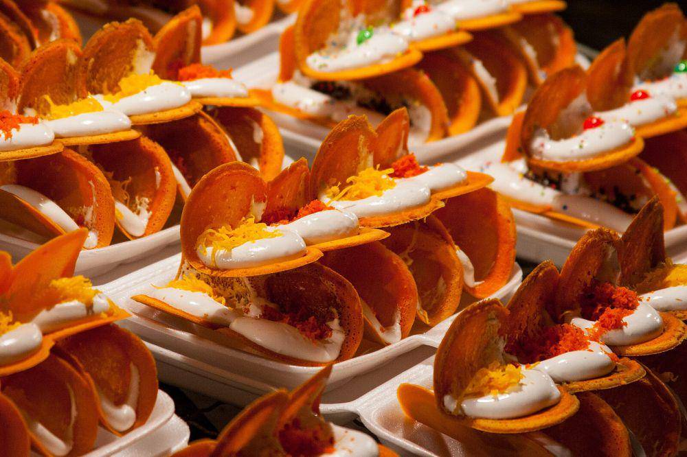 ilustrasi khanom bueang, makanan khas Thailand (commons.m.wikimedia.org/Ilya Plekhanov)