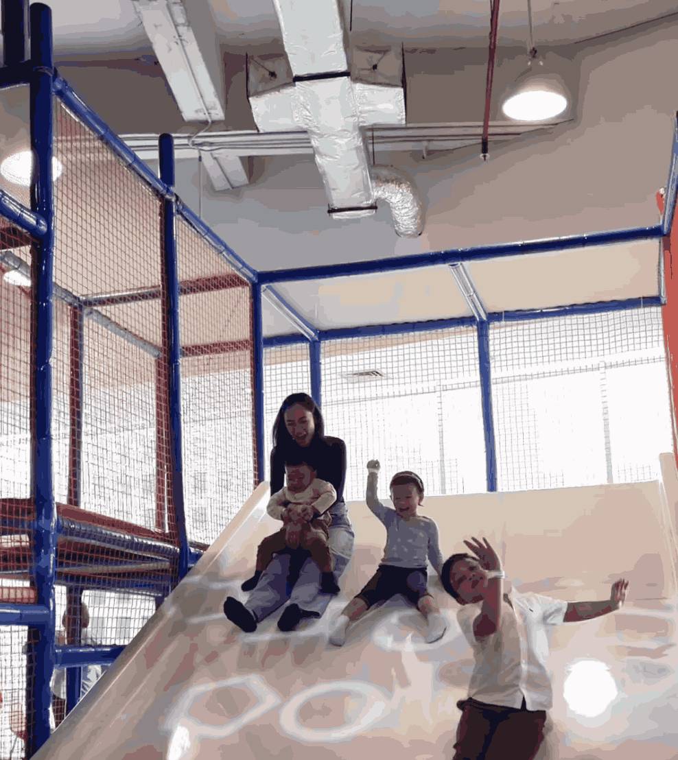 Lollipop's Playground & Cafe (https://www.instagram.com/lollipops.idn/)