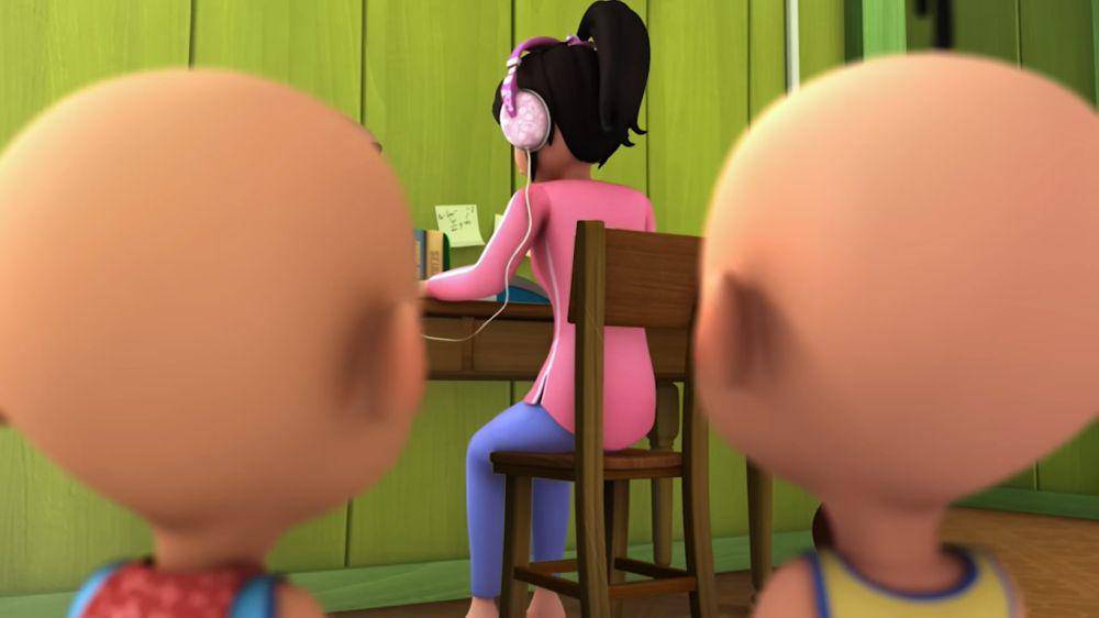 Upin dan Ipin melihat Kak Ros belajar (dok. Les' Copaque Production/Upin Ipin)