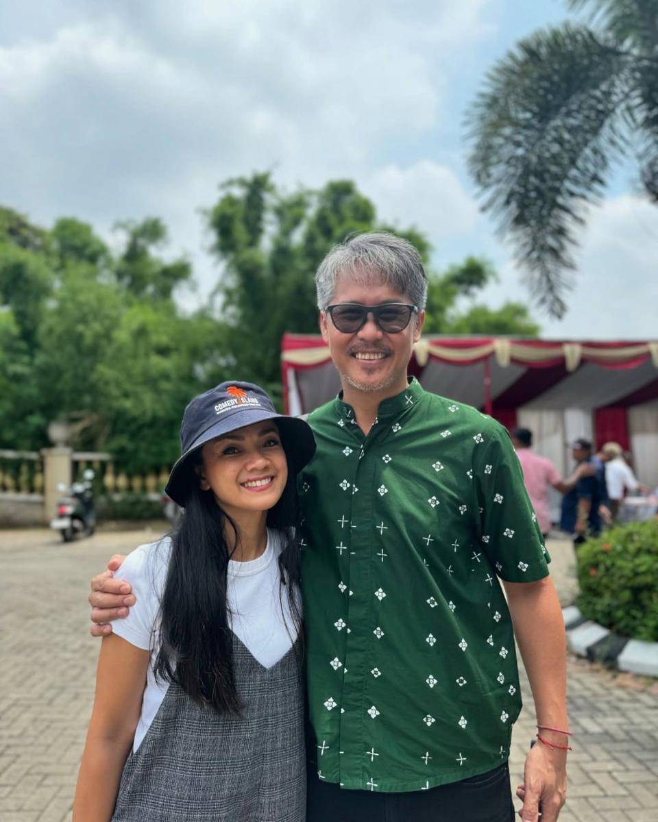 potret suami Nirina Zubir menang pemilihan ketua RT (instagram.com/nirinazubir_)
