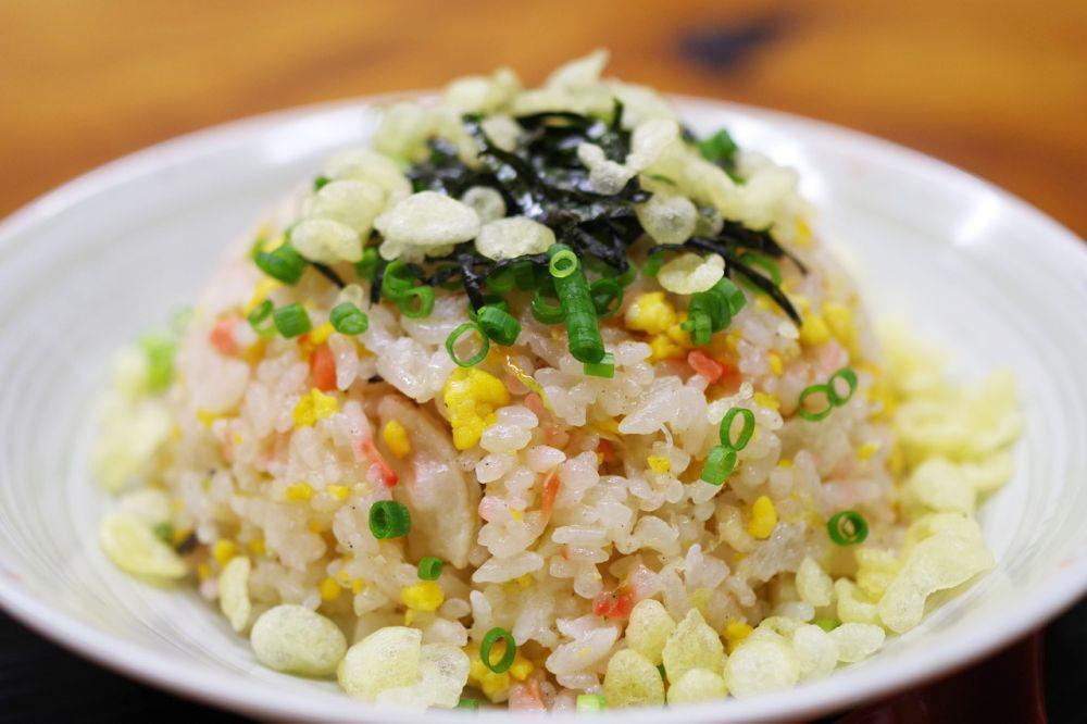 5 Cara Masak Nasi Goreng yang Tepat, biar Gak Lengket dan Makin Endul