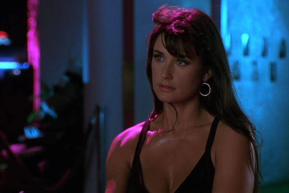 cuplikan adegan yang diperankan Demi Moore (dok. Castle Rock Entertainment/Striptease)