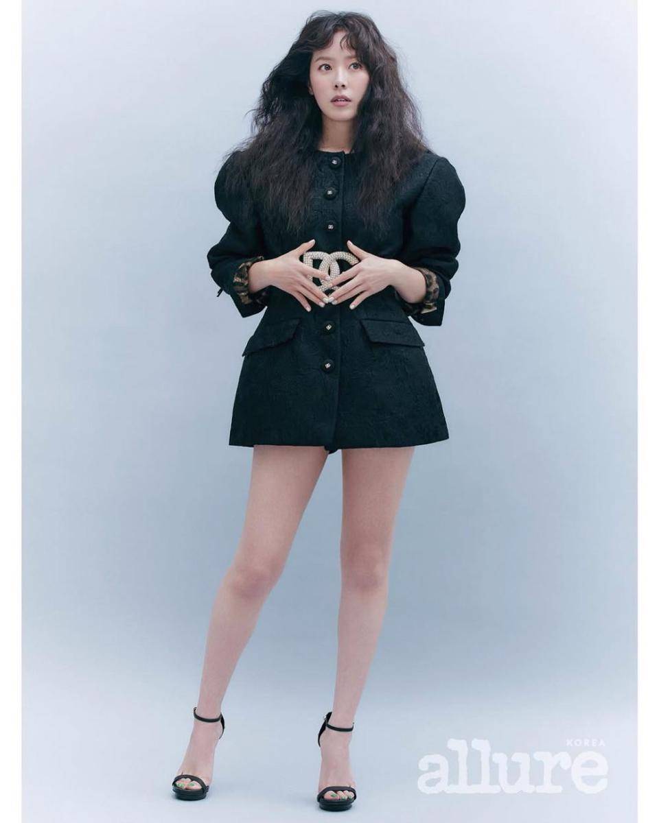 Han Ji Min (instagram.com/roma.emo)