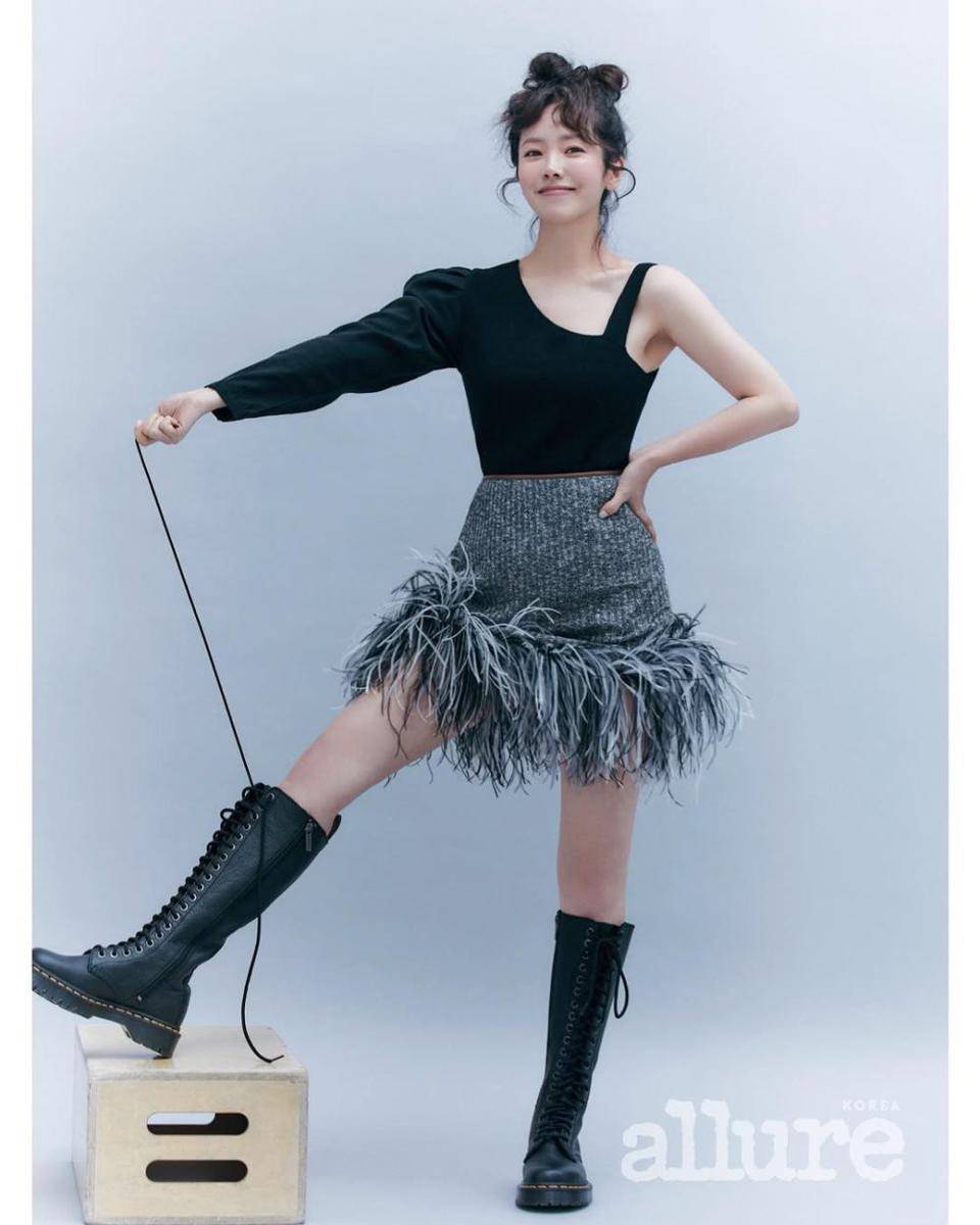Han Ji Min (instagram.com/roma.emo)