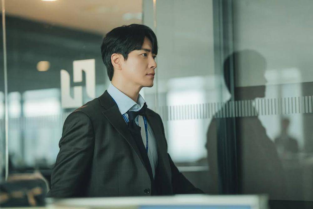Lee Joon Hyuk di Love Scout (instagram.com/acefactory.official)