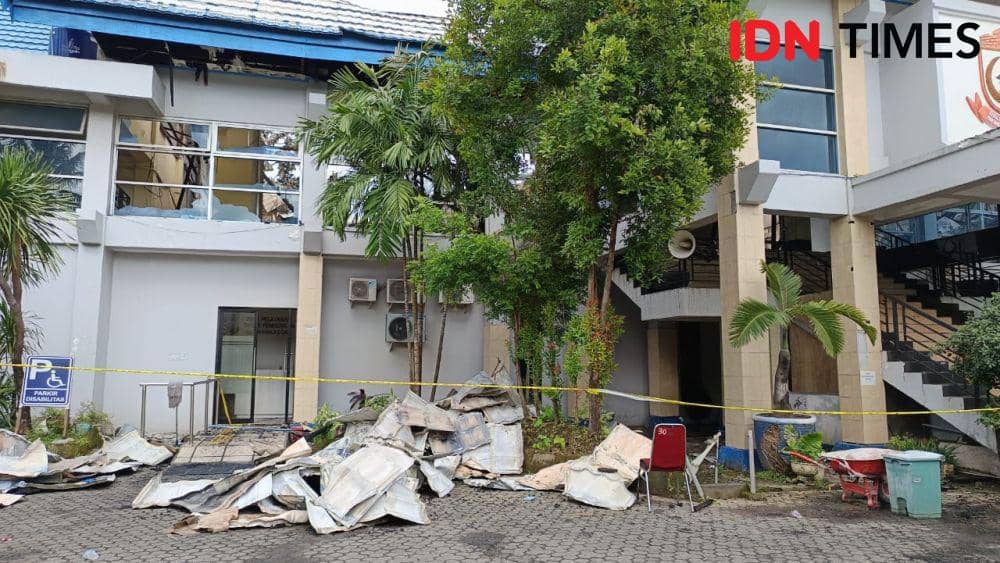 Usai Kebakaran, Disdik Makassar Pindah Sementara ke Kantor Disnaker