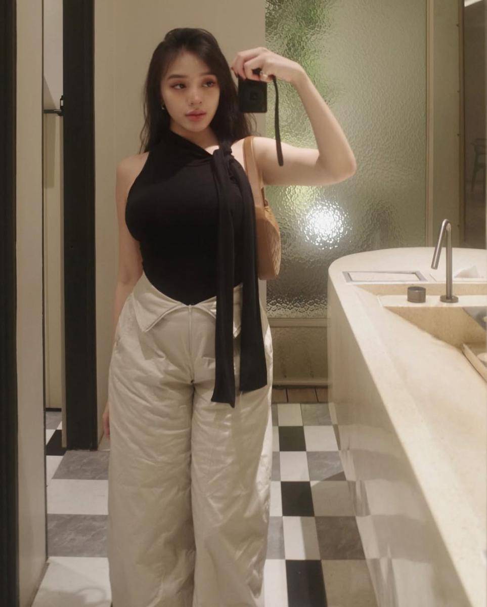 inspirasi outfit ala Amanda Zahra (instagram.com/aamandazahra)