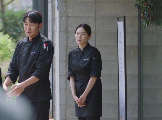 still cut drama Korea Love Scout (youtube.com/@SBSdrama.official)