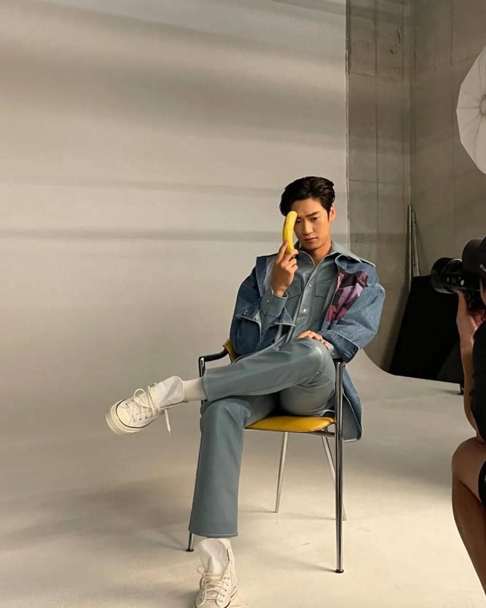 outfit smart casual ala Na In Woo (instagram.com/10042n00)