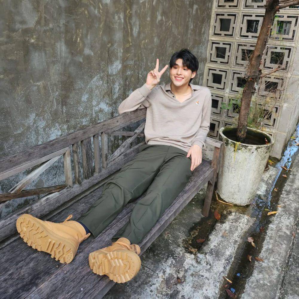 outfit street style kekinian ala Sky Wongravee (instagram.com/skywongravee)