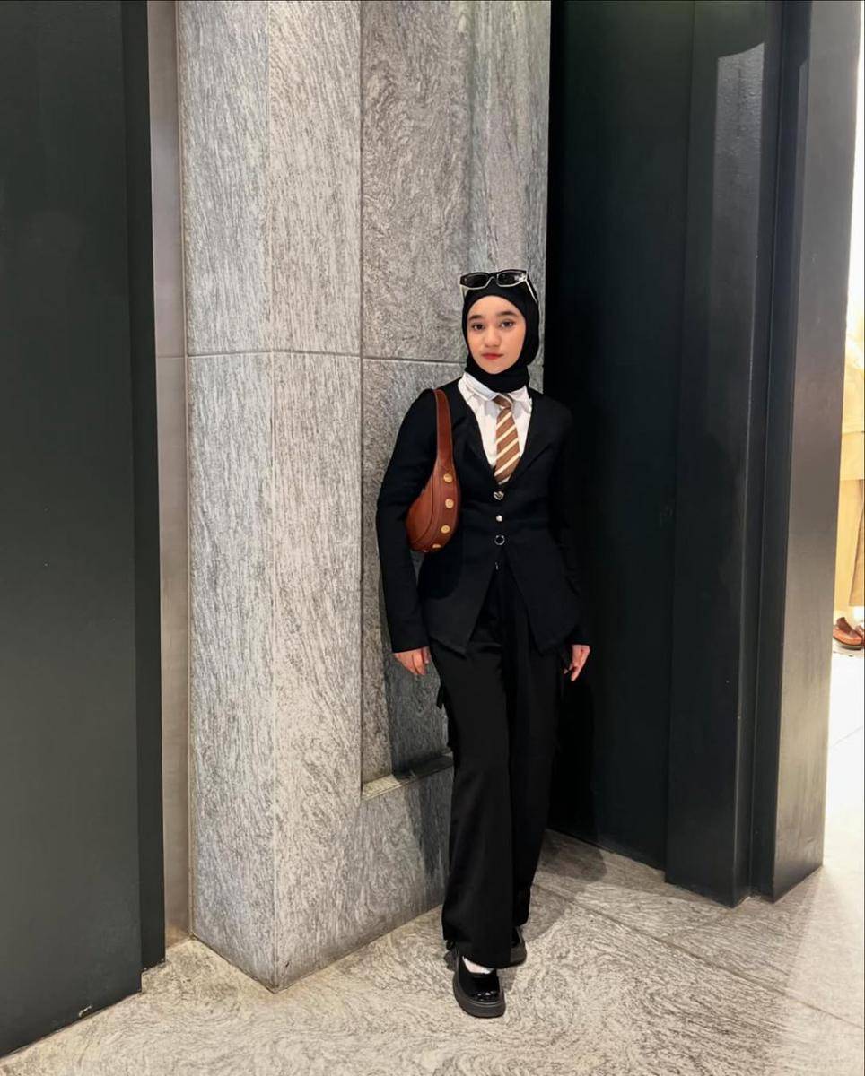 7 inspirasi hijab outfit tubuh petite ala Nabila Taqiyyah (instagram.com/nabilataqiyyah/)