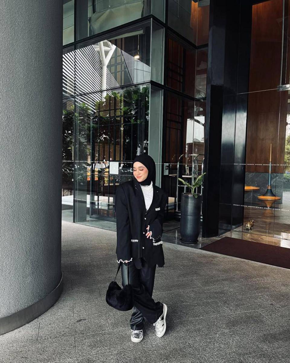 7 inspirasi hijab outfit tubuh petite ala Nabila Taqiyyah (instagram.com/nabilataqiyyah/)