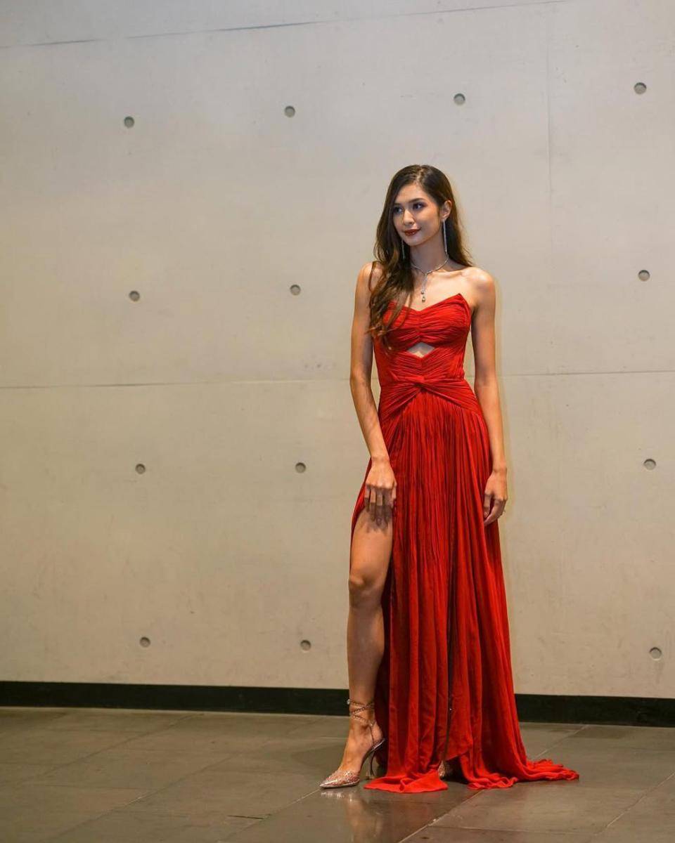 inspirasi outfit kondangan ala Mikha Tambayong (instagram.com/miktambayong)