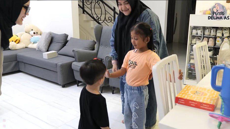 Adzam bertemu dengan Bintang (YouTube.com/Putri Delina AS)