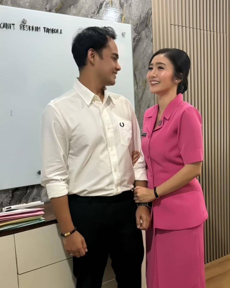 potret Febby Rastanty pakai baju Bhayangkari (instagram.com/febbyrastanty)