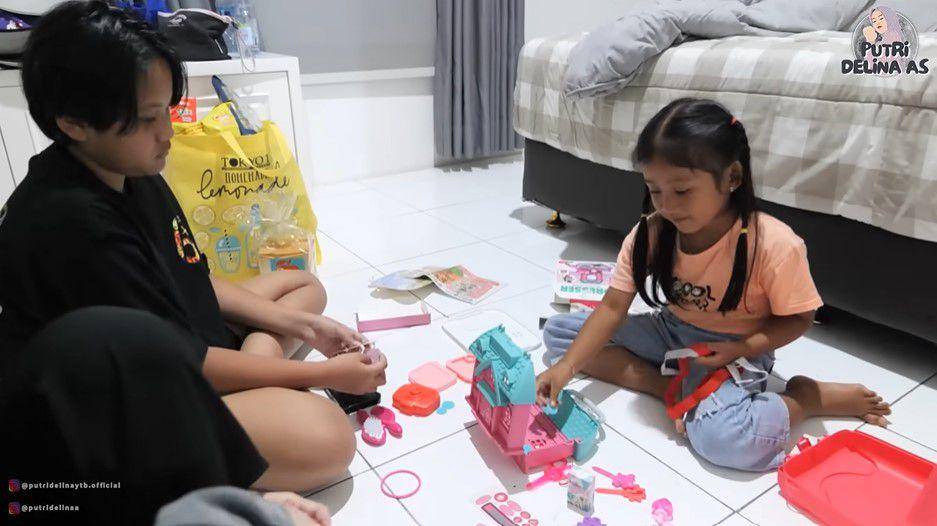 Adzam bertemu dengan Bintang (YouTube.com/Putri Delina AS)