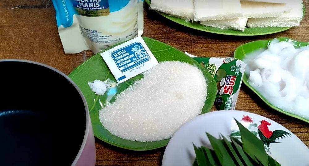 Ilustrasi bahan untuk membuat pis kopyor roti tawar (YouTube.com/DP Lestari)