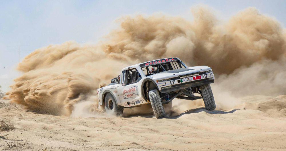 5 Tips Merawat Suspensi Mobil Offroad, Dijamin Anti Ribet!