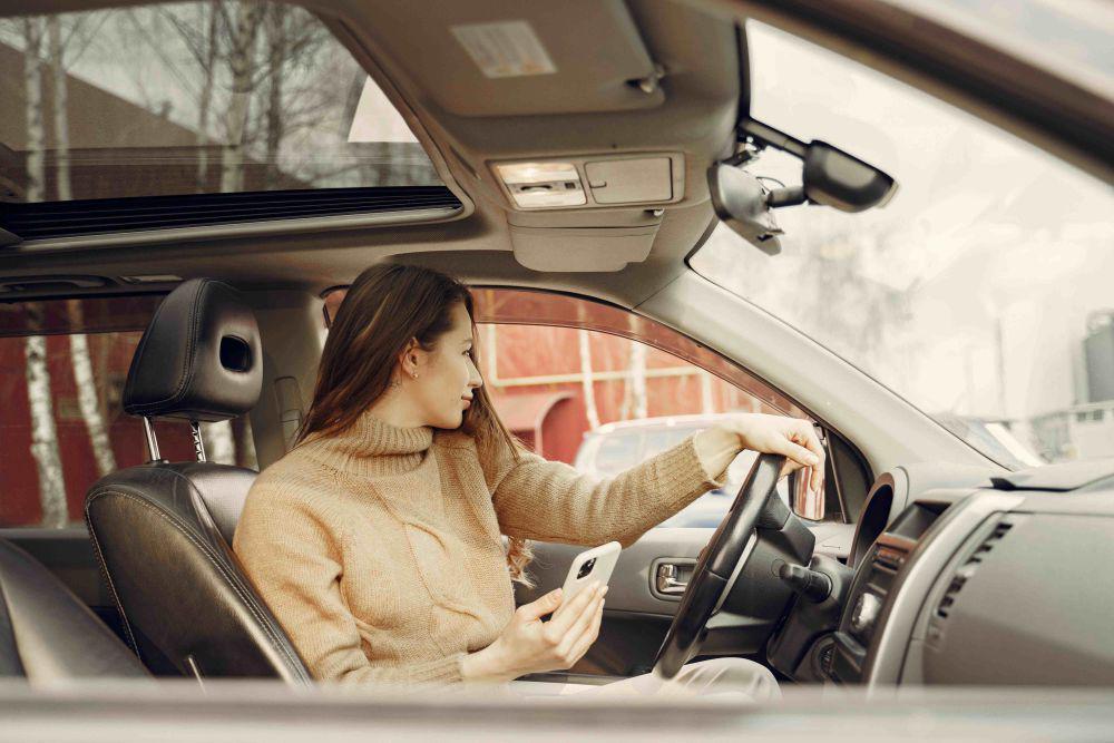 Tips Memilih Kaca Film buat Sunroof Mobil