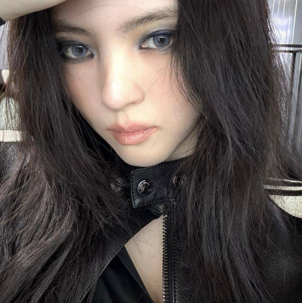 Han So Hee (instagram.com/xeesoxee)