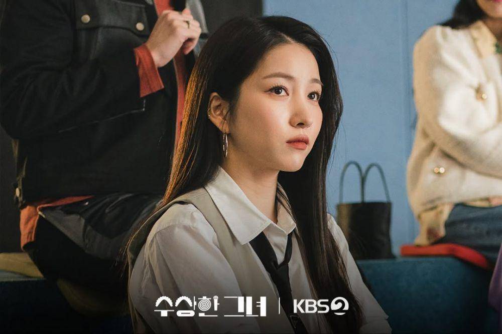 Sowon dalam drama Who Is She (instagram.com/kbsdrama)