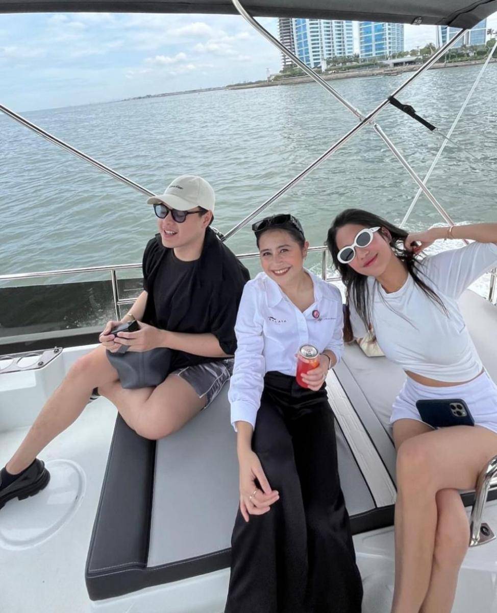 Kedekatan Azizah Salsha dan Prilly Latuconsina (instagram.com/omara.esteghlal)