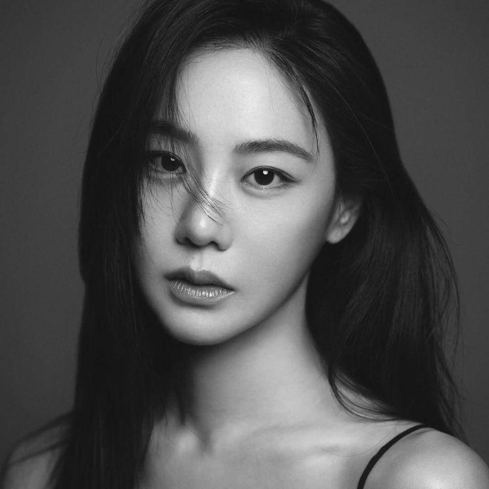 Han Ji Eun (instagram.com/gram_ent_official)